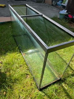 65 gallon glass fish tank
