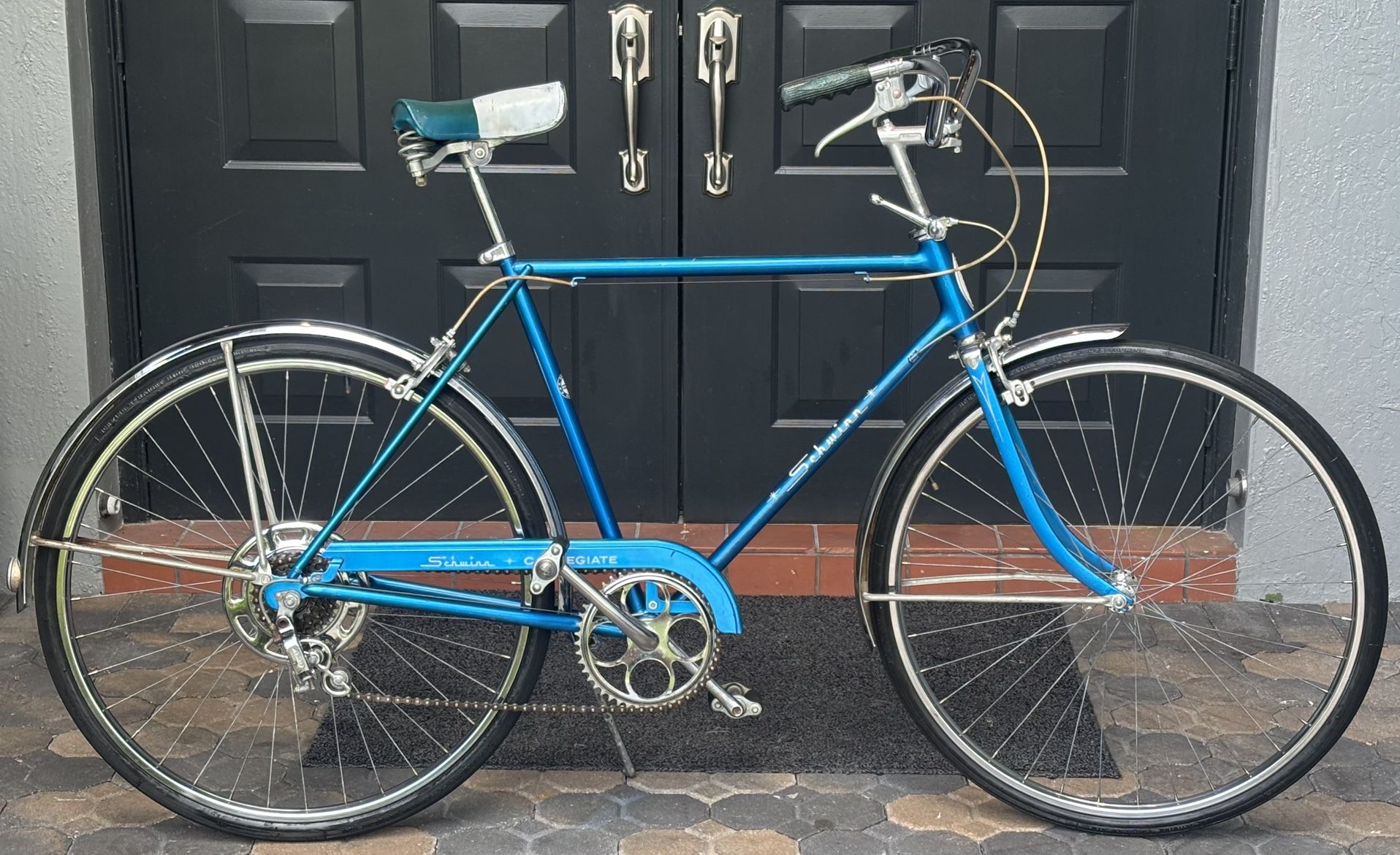 SCHWINN COLLEGIATE MEN’S (CHICAGO)JUNE 1968 ALL Original Unrestored 5 Speed 26” Single Stik Gear