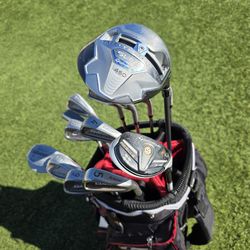 Golf Club Set Taylormade Driver and Hybrid, 2-SW and Cart Bag
