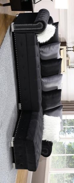 MILAN BLACK SECTIONAL SOFA