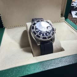 Submariner Watch With Oysterflex Strap And Glide Lock