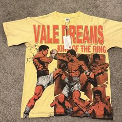 Vale Lives Graphic Tee