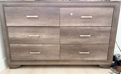 dresser