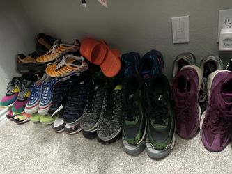 Air maxes