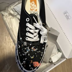 Vans Authentic Gallery Dept Size 6.5