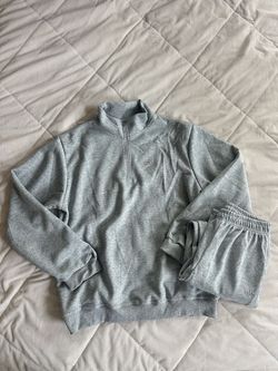 Grey Alo quarter zip set