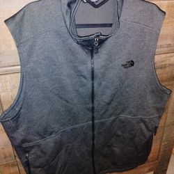 FIRM IN MERCED‼️THE NORTHFACE MENS SIZE XXL
