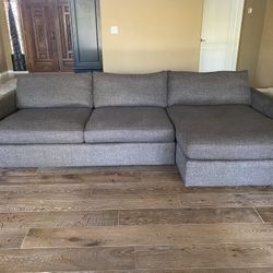 Crate and Barrel Lounge Sectional Sofa Low Modern Couch
