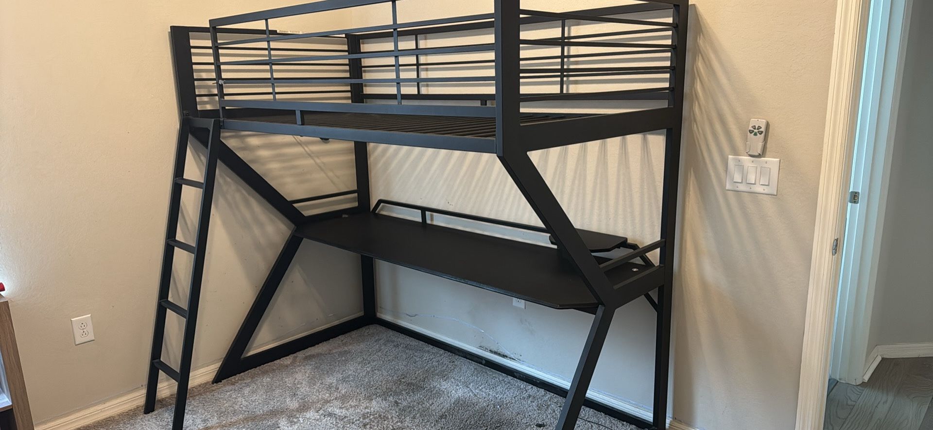 Loft bed With gaming Desk Under Bed