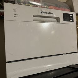 Portable Dish Washer Magic chef 