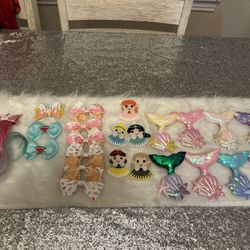 Christmas Gifts🎄❤️ Bows $1 - $2ea