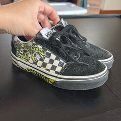 13Y Checker Dinosaur Vans