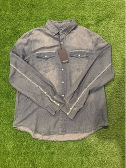 True Religion Men’s Medium Denim Button-Up Shirt Buddha Logo Back NWT
