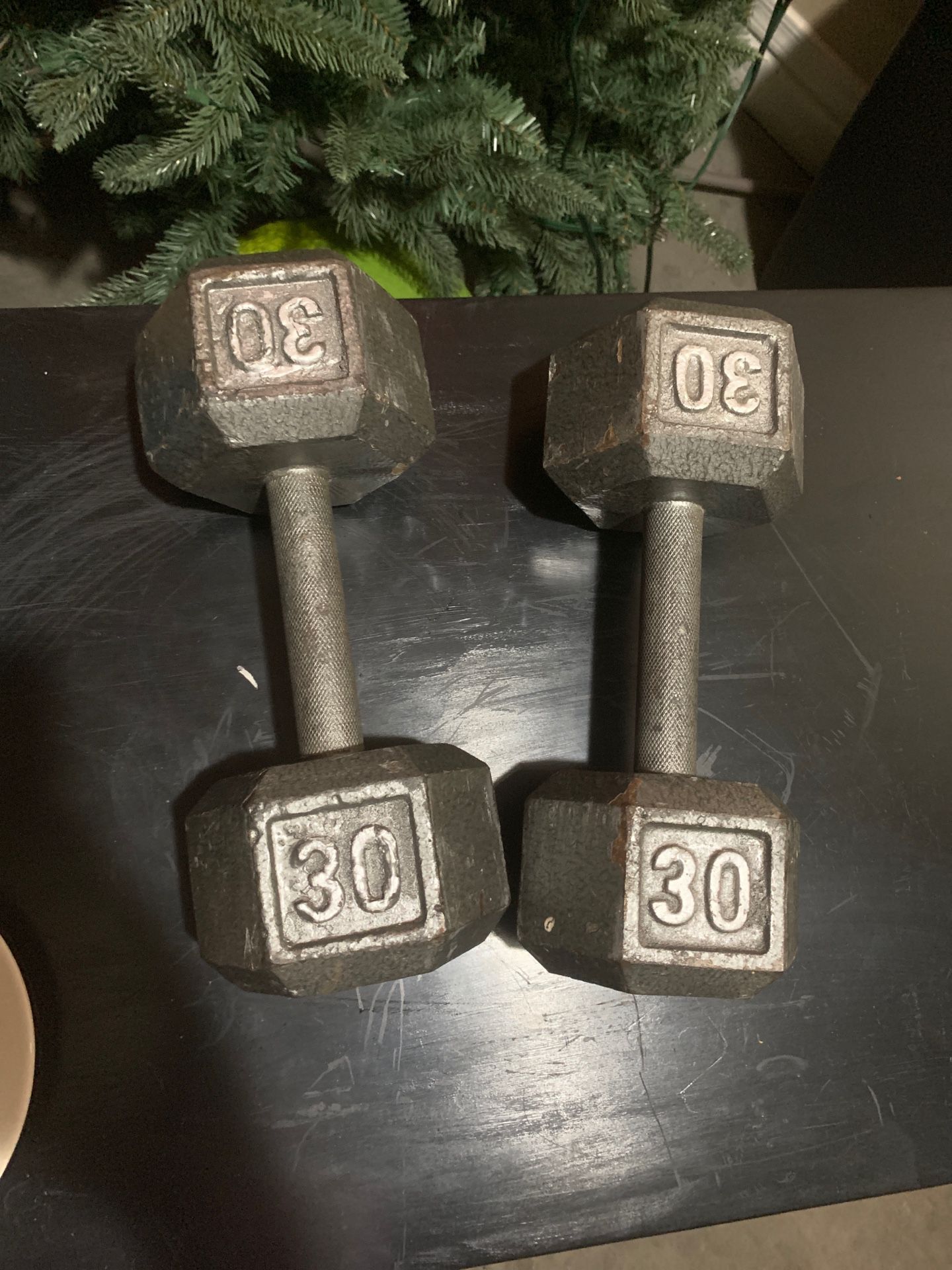 Set of 2 30 lb dumbbells