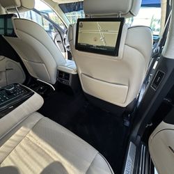  Hyundai Equis Ultimate  (LOADED)