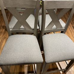 24" Counter Height Stools in Antiqued Gray Wash