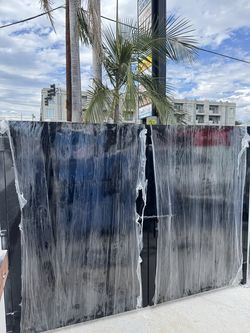 Gates with their roof for garbage cans