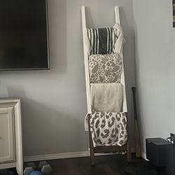Blanket Ladder 