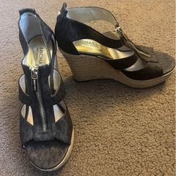 Michael Kors Heels Size 7