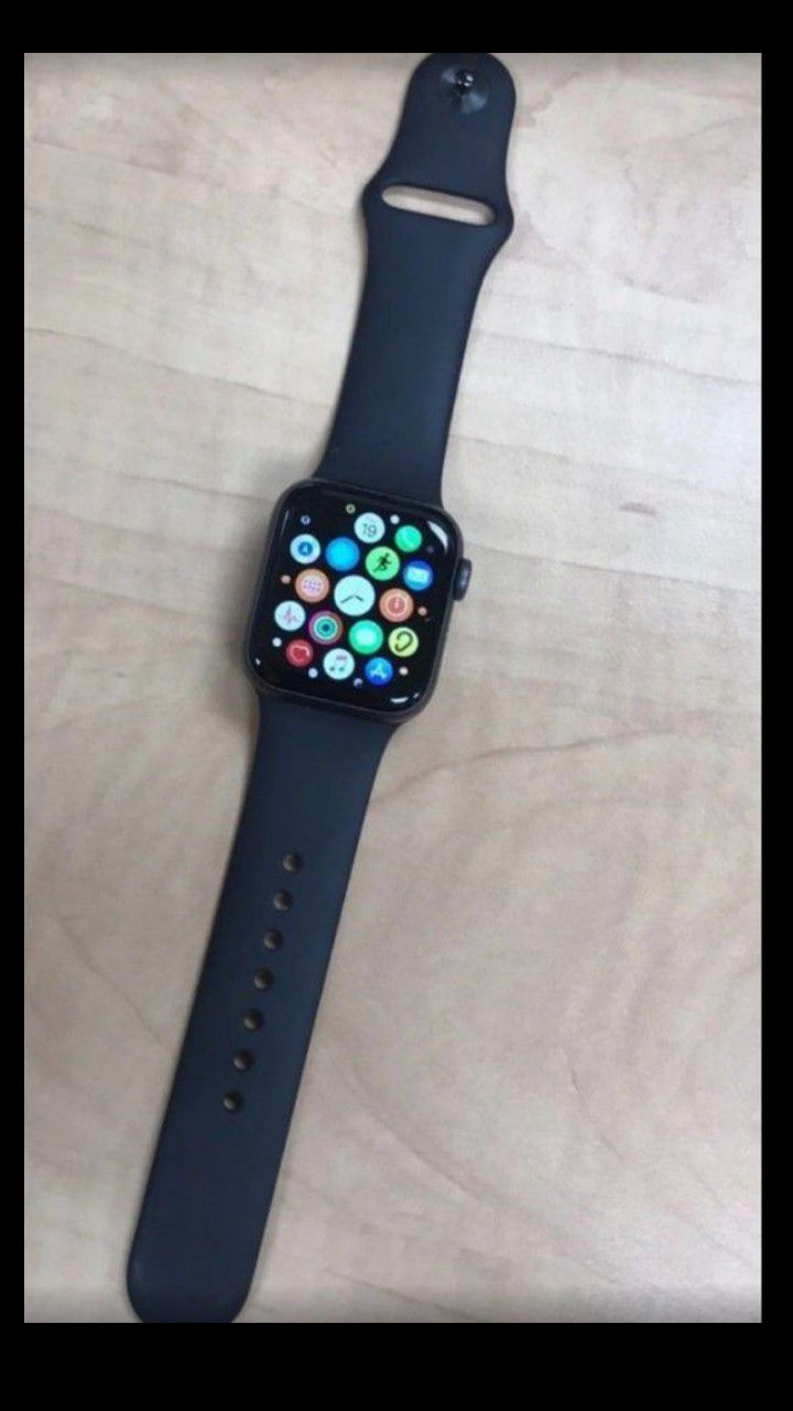Apple wrist watch series 4,44mm