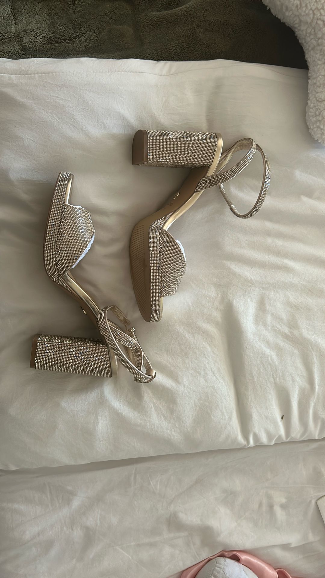 NEW Aldo Gold Wedges 