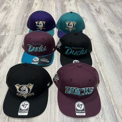 Anaheim Ducks 🦆 Hats 35$ Each