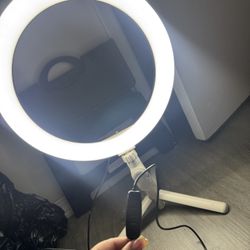 Ring Light W/ Picture Control Stand 