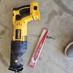 Dewalt Dc385 Sawzall Like New
