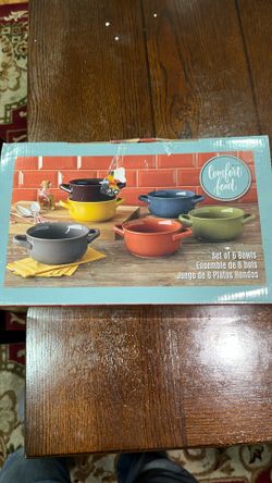 New Set Of 3 Bowls $10 