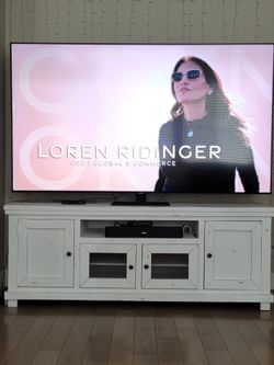 85” Samsung QLED 4K Smart TV – Huge Screen – Excellent Condition