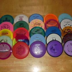 Lot of 25 Disc Golf Frisbee Discs Putter Distance Driver Discraft Innova MVP