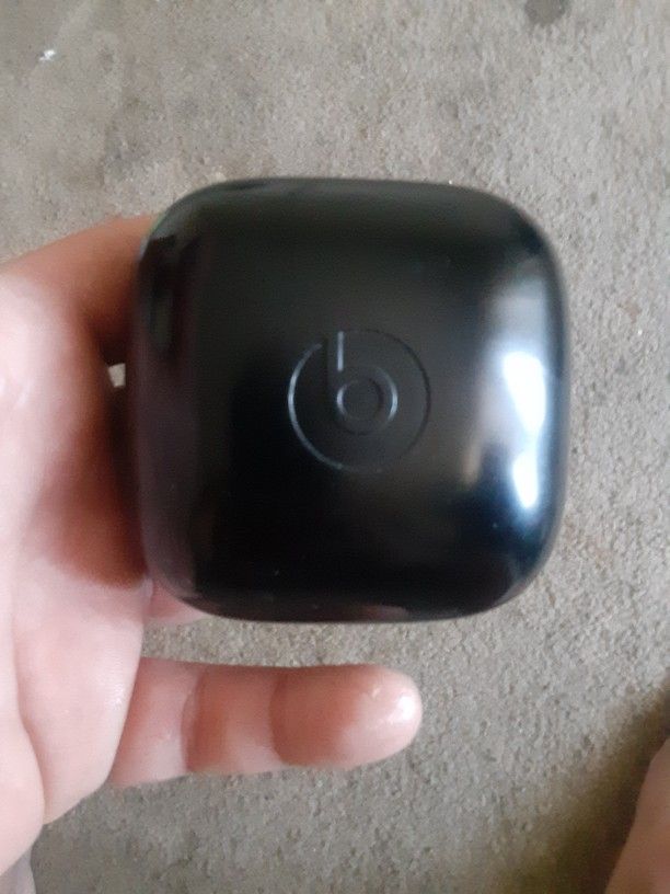 Power Beats Eare Set