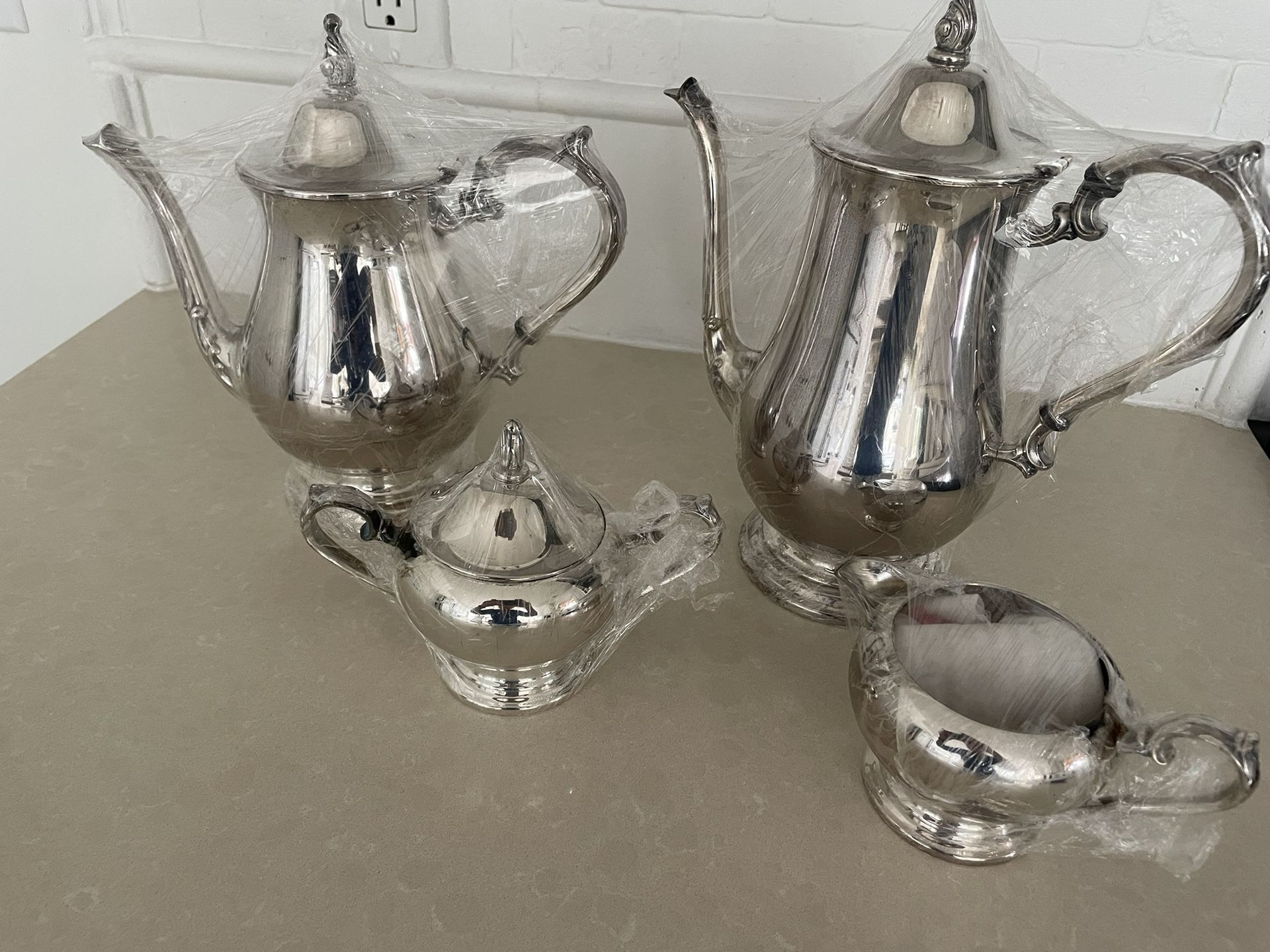 Wm Rogers & Sons Vintage Silver Plate Coffee Tea Set