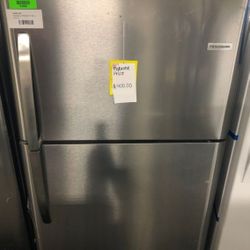 Frigidaire Top Freezer Refrigerator YJDH