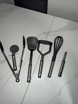 6-Piece Kitchen Utensil Set Black and Silver
