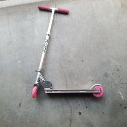 Scooter With Pink Wheels Razor