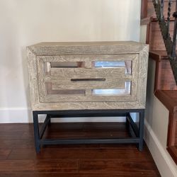 Nightstand 
