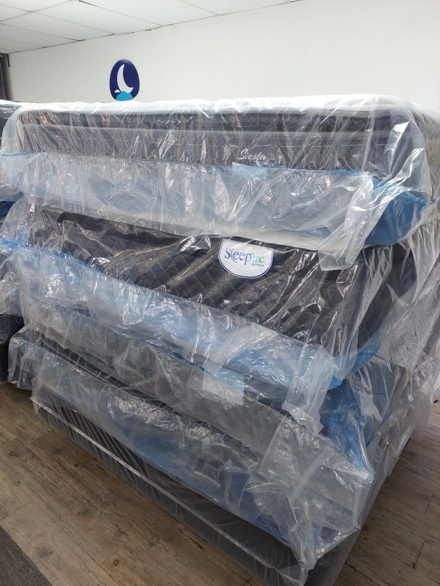 Liquidation mattresses