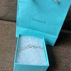 Tiffany & Co Infinity Bracelet 