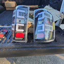 LED REAR TAILLIGHT ASSEMBLY  2014 SILVERADO 