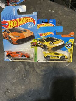Hot Wheels Lamborghini Huracan Pair For Sale 