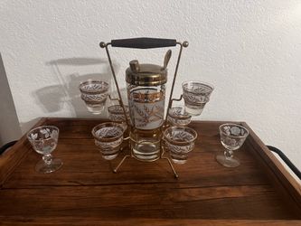 Mid century Vintage bar shaker and shot glasses