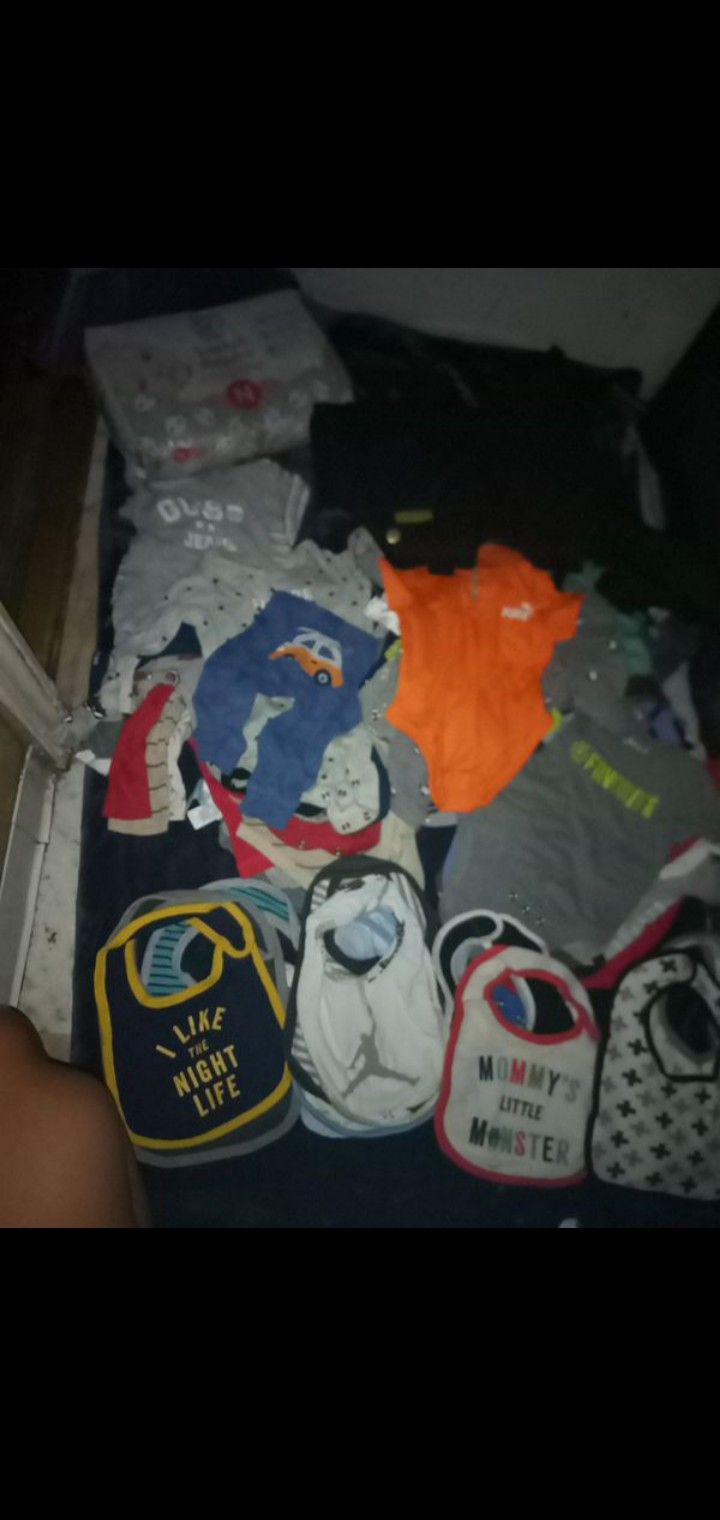 FREEEEE Baby Clothes & Diapers