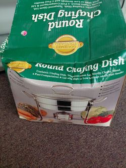 Gourmet Standard 3 Quart Stainless Steel Chafing Dish with Glass Lid Used