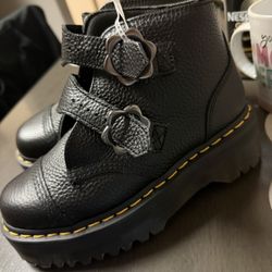 Dr Martens Boots Size 6