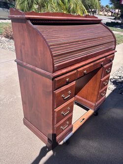 Free Rollup Desk