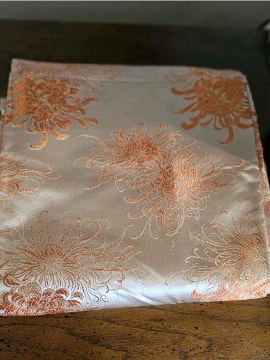 Vintage Chinese Flower DesignSatin Brocade Fabric Metallic Threads 13 Ft. X 34"