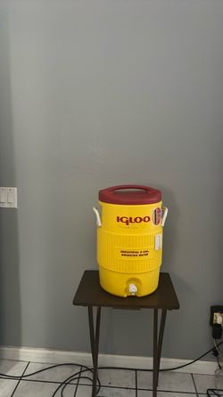 Igloo 5-Gallon Industrial Drinking Water Cooler