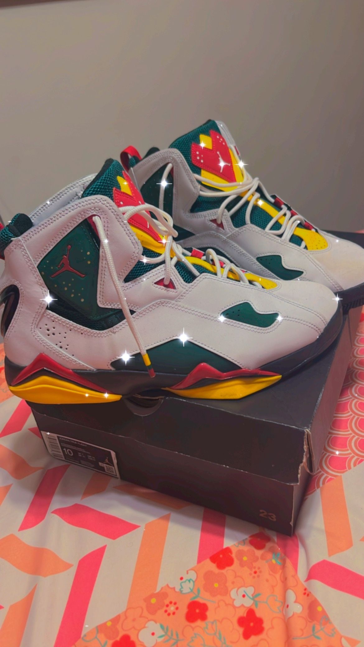 Jordan True Flight Blanc Sapin Amarillo Rouge