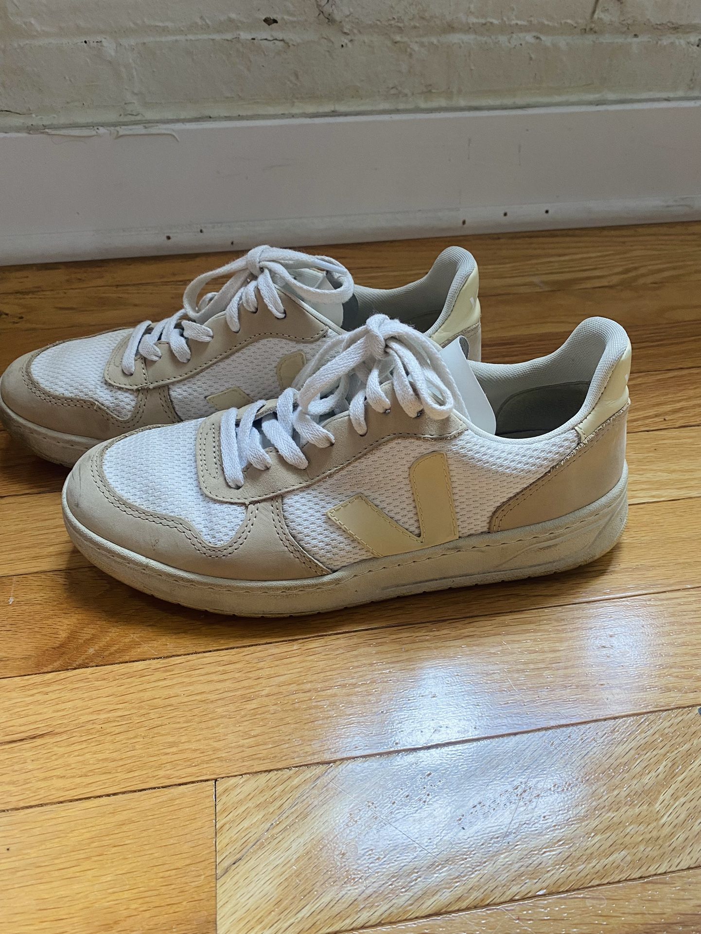 Women’s Veja sneakers